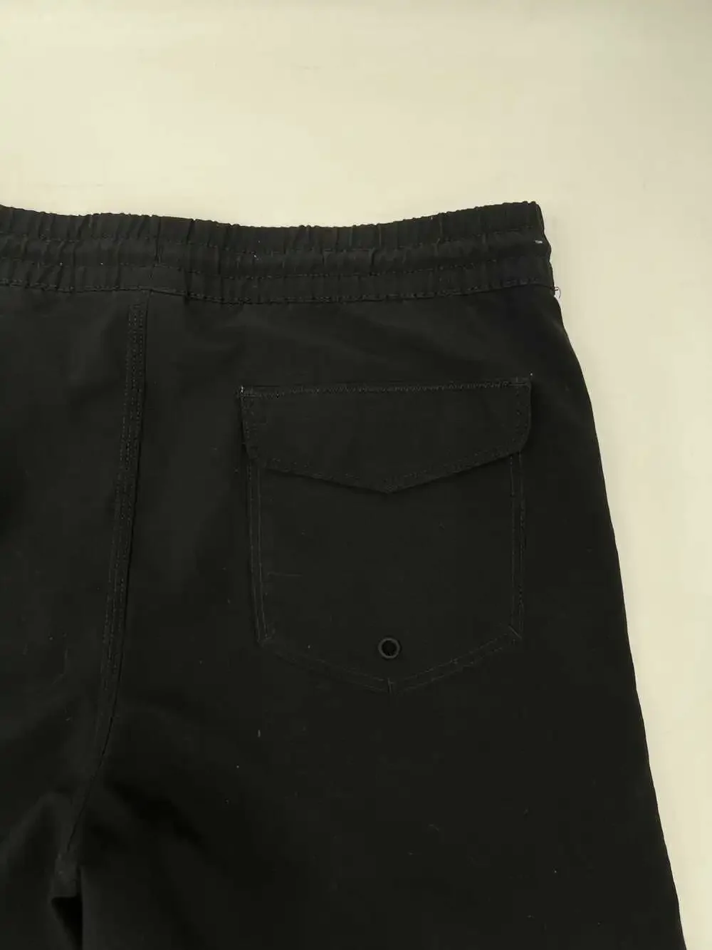 Hurley Black Shorts | Men’s Regular L